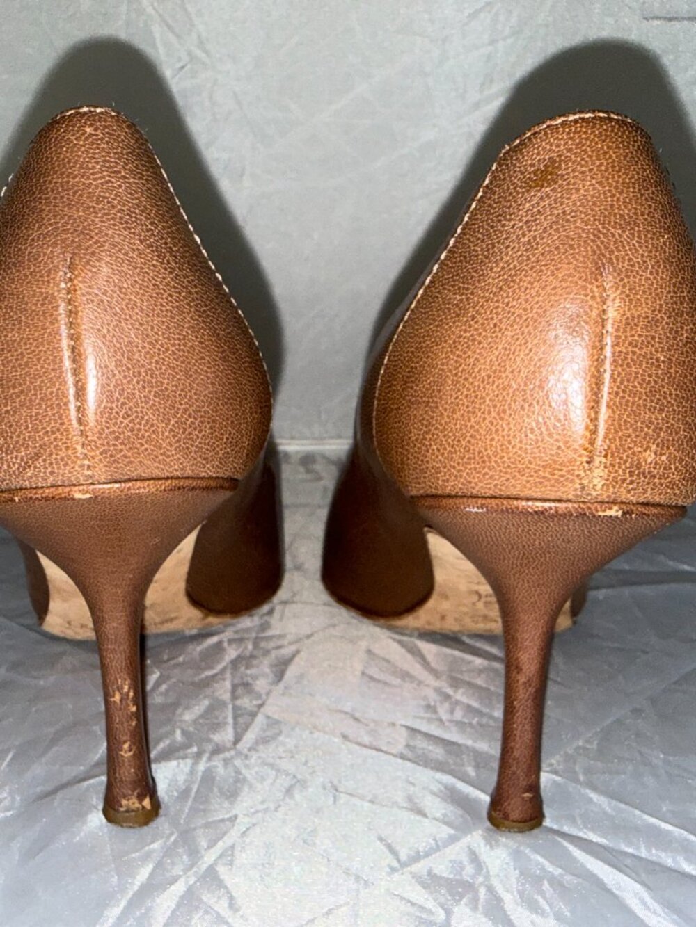 Vintage Jimmy Choo Brown Leather Pumps Heels with Horn Detail – Women's Size 7 - Picture 4 of 8